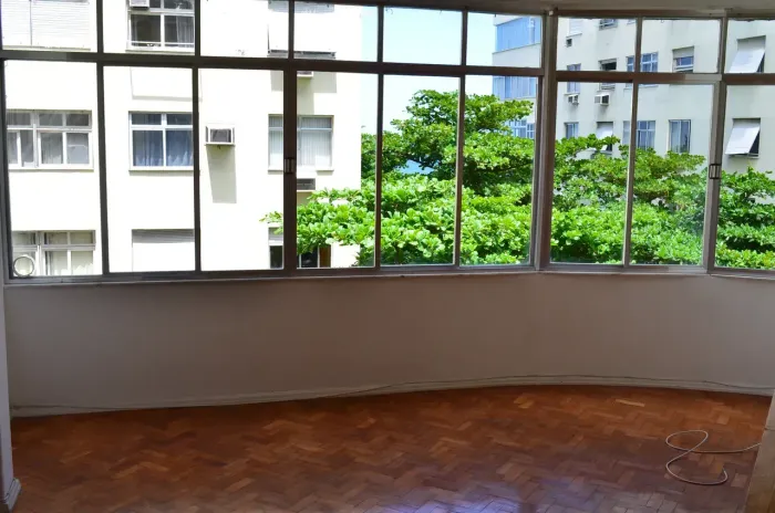 Apartamento para venda possui 150 metros quadrados com 3 quartos