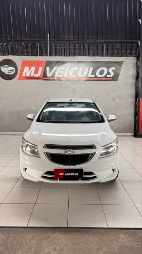 Chevrolet Onix Hatch LT 1.0 8V Flex Power Mec. 4P 2015