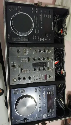 Kit cdj 350 pioneer + mixer djm 400 pioneer + case