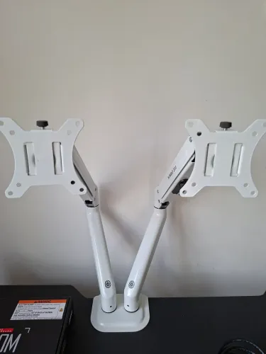 Suporte articulado com pistão a gas para dois monitores branco
