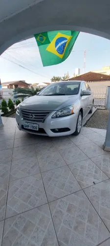 Nissan Sentra SL 2.0/ 2.0 Flex Fuel 16V Aut. 2016