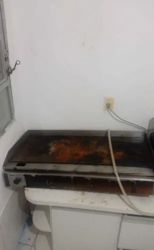 Estou vendendo essa chapa, pouco tempo de uso 