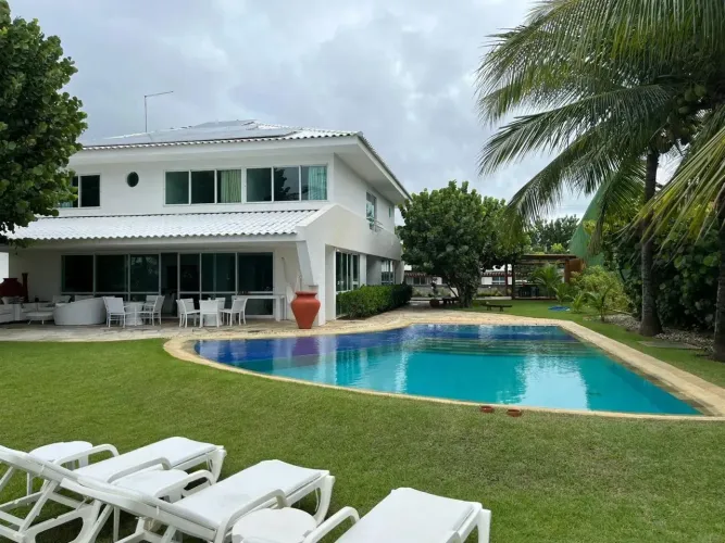 Residência Beira-Mar na Península de Toquinho | 5 Suítes | Vista para a Ilha de Santo Alei