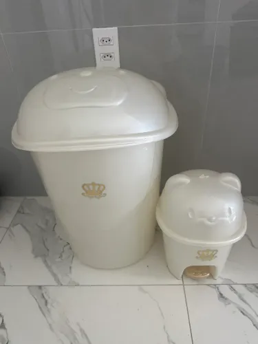 Kit cesto roupa + lixeiro p/ bebê 