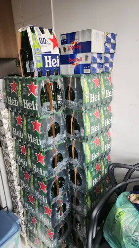 Vendo cerveja Heineken