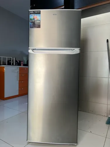 Geladeira EOS 240 Litros Duplex Inox ERV270DS 220V