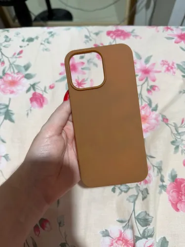 Capa IPhone 15 Pro Max Marrom Claro