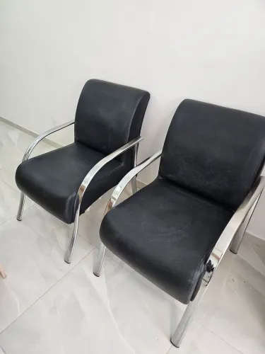 PAR DE POLTRONAS PARA ESCRITÓRIO OU RESIDÊNCIA