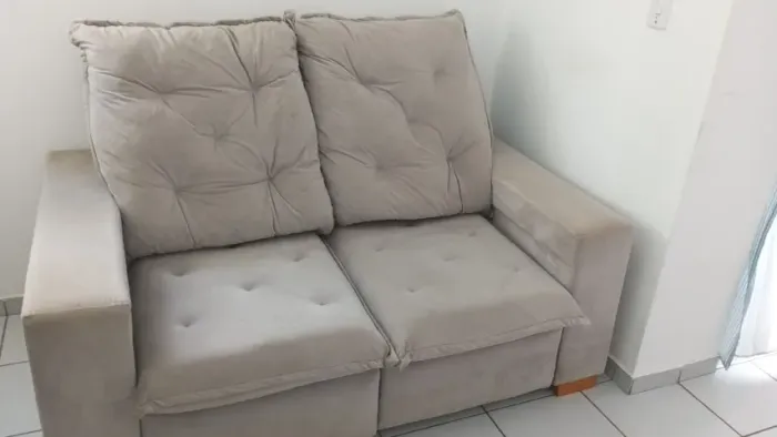 Sofá Retrátil de 2 Lugares