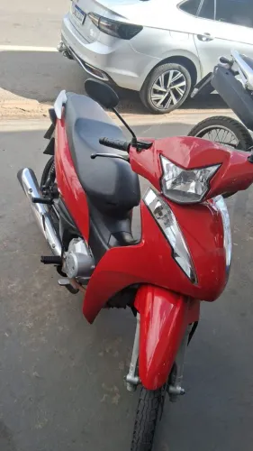 Vendo biz 125 22/22 em dias no ponto de transferir 13,500