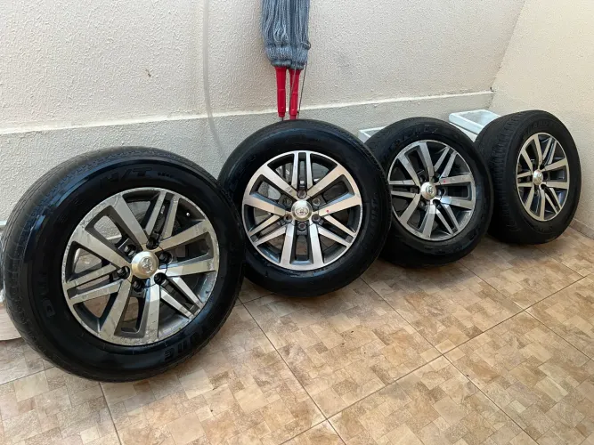 RODAS SW4 SRX ARO 18