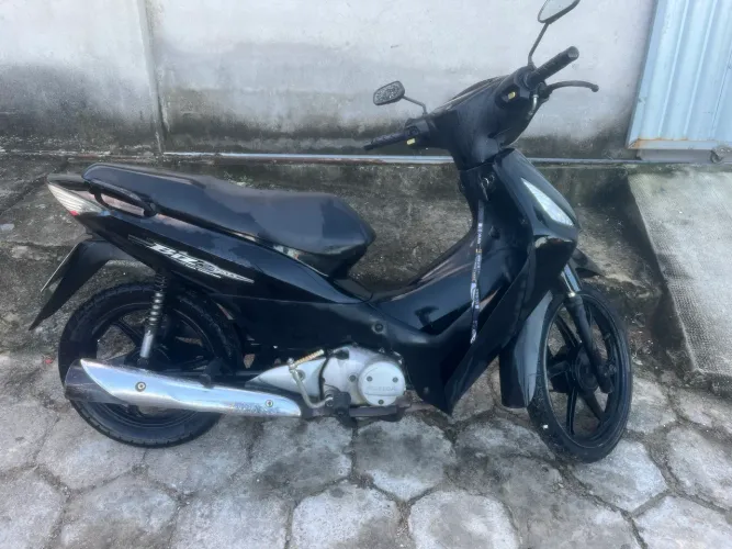 Biz 125 ES