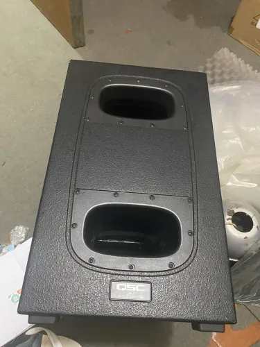 Subwoofer Sub Grave ativo QSC KS112