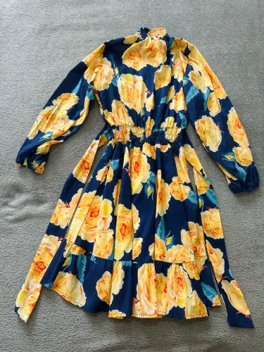Vestido estampado romântico usado apenas 2 vezes