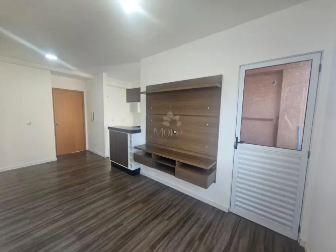 LOCAÇÃO de Apartamento com 2 Quartos, Cozinha Planejada em Condomínio Club Fechado, no Eco