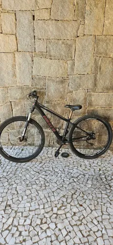 Bicicletas Aro 29 (QUADRO 17 E QUADROS 15) POUCO USO!