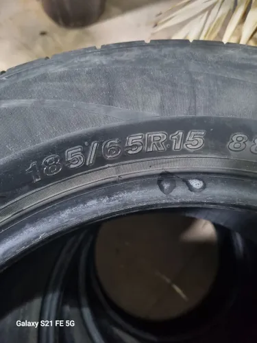 Pneus 185 65 15