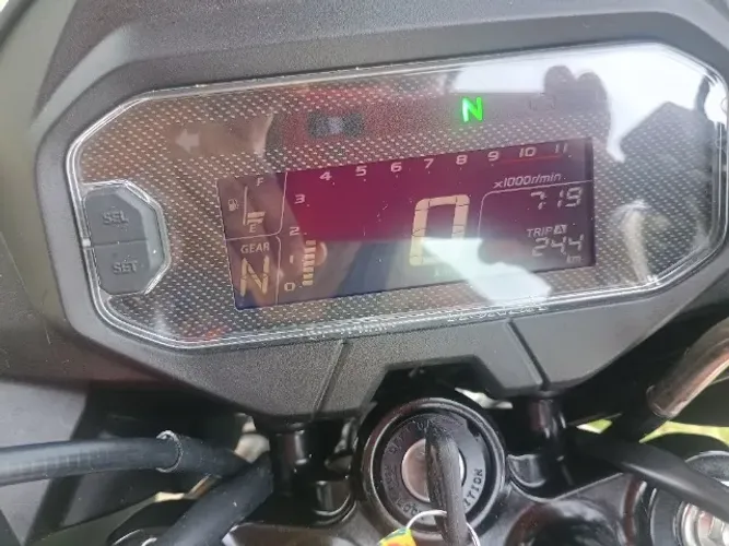 Moto nova único dono IPVA pago toda quitada
