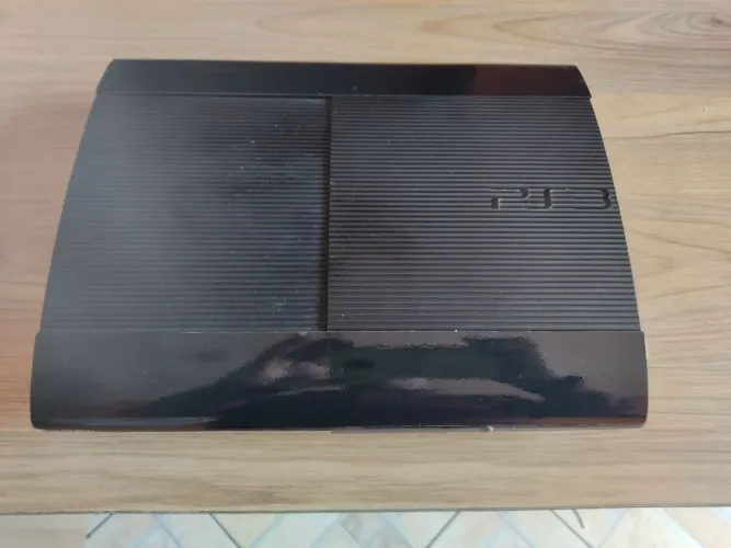 PS3 super slim para conserto ou retirar peças 