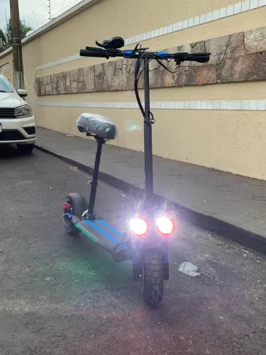 Patinete scooter elétrico