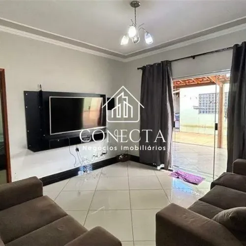 Casa residencial à venda no Bairro Tibery, em Uberlândia/MG