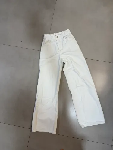 Calça branca Renner