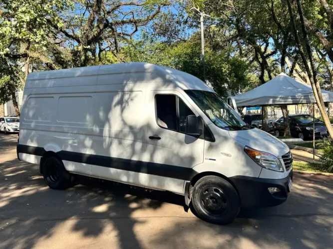 JAC Iev 750v 163cv 4P Aut. (elétrico) 2022
