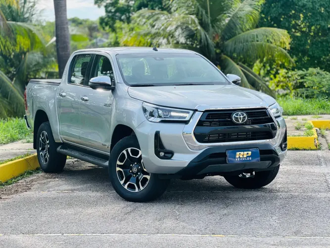 Toyota Hilux CD SRX 4X4 2.8 TDI 16V Diesel Aut. 2021