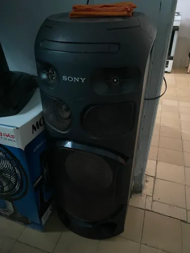 Caixa de som - SONY - conservada 