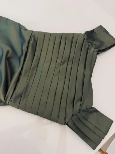 Vestido de casamento verde oliva