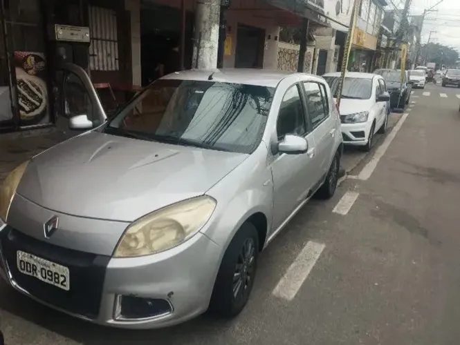 Renault Sandero Privilège Hi-flex 1.6 8V 5P 2013