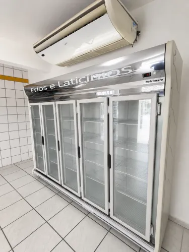 Freezer Refrimare 5 portas de vidro