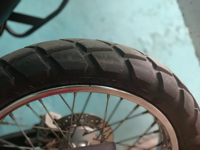Pneu metzeler aro 18 (xtz lander ,xre)