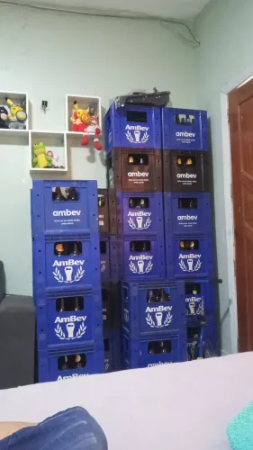 23 grades de litrão da Ambev disponível.