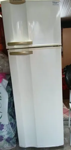 Geladeira Eletrolux
