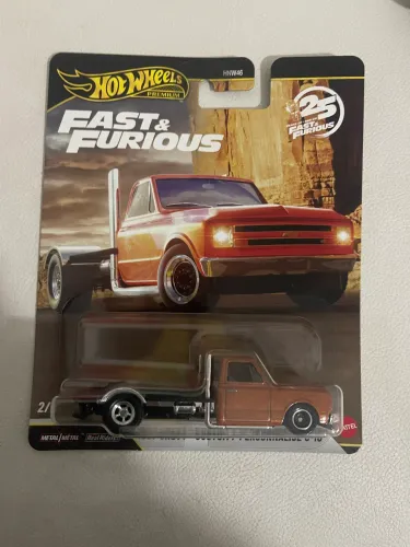 Hot Wheels Premium - Chevy C10 Velozes Furiosos