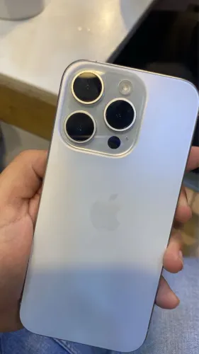 iPhone 15 pro 256GB