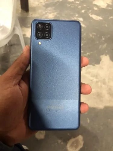 Samsung galaxy a12