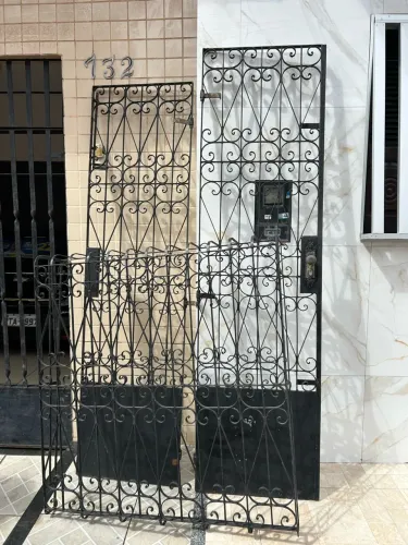 PORTÃO DE FERRO, PORTA E JANELA