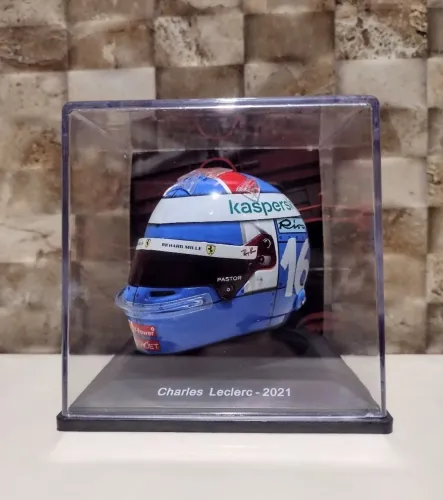 Miniatura Capacete Formula 1 Charles Leclerc Monaco GP 2021 Ferrari 1/5 Spark 