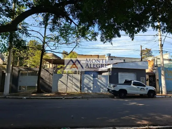 Galpão/Depósito/Armazém para Locação no Balneário São Francisco com 300 m² disponíveis