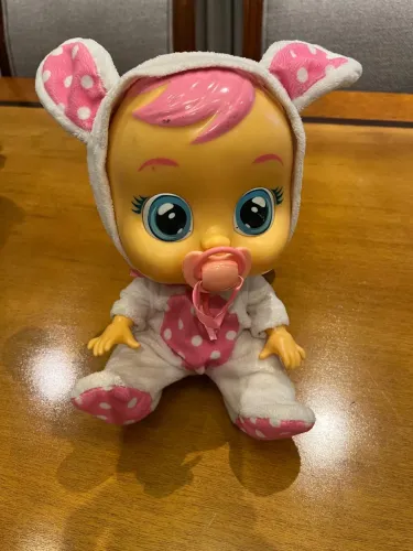 Boneca Cry baby 