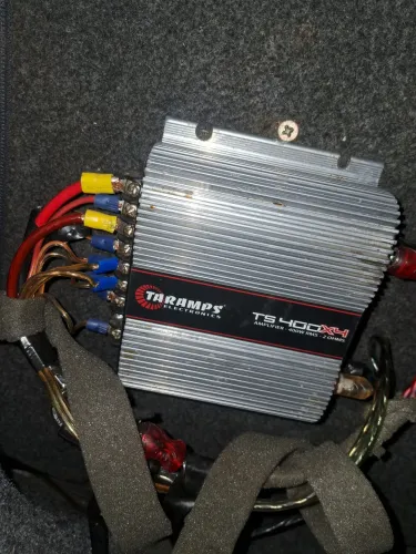Amplificador som carro