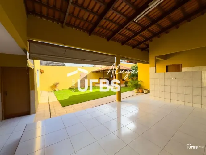 Sobrado, 308 m², 4 qts, 5 banh., 4 vagas, Jardim Atlântico