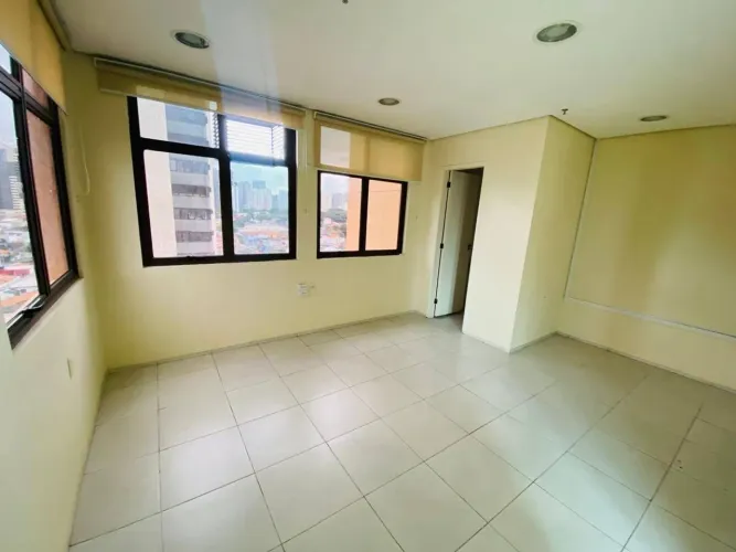 Sala comercial 40m² - 1 vaga de garagem- Chácara St Antônio