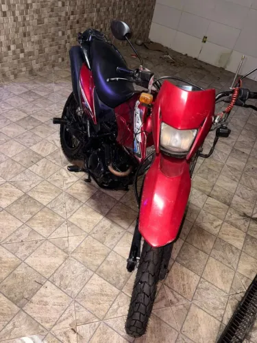 Vendo bros 150 ano 2012.