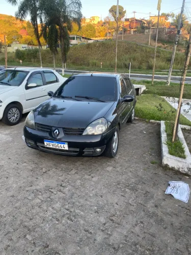 Renault Clio Sed. Privilège Hi-flex 1.6 16V 4P 2008