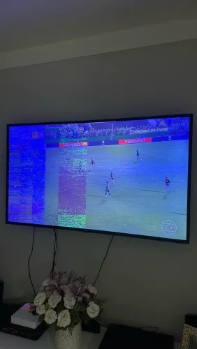 Smart TV LED 60 4K LG 60UN7310PSA DANIFICADA