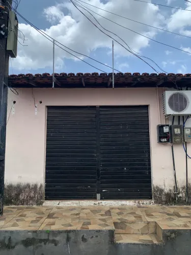 Ponto comercial e suíte.