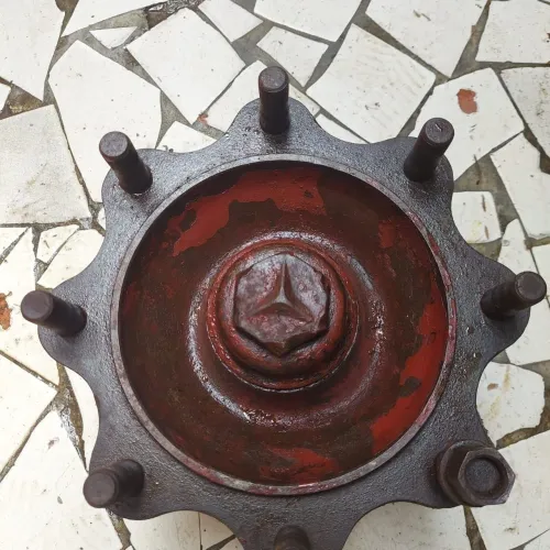 cubo de roda mercedes 1111 1113